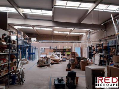 Entrepôt - 312 m²
