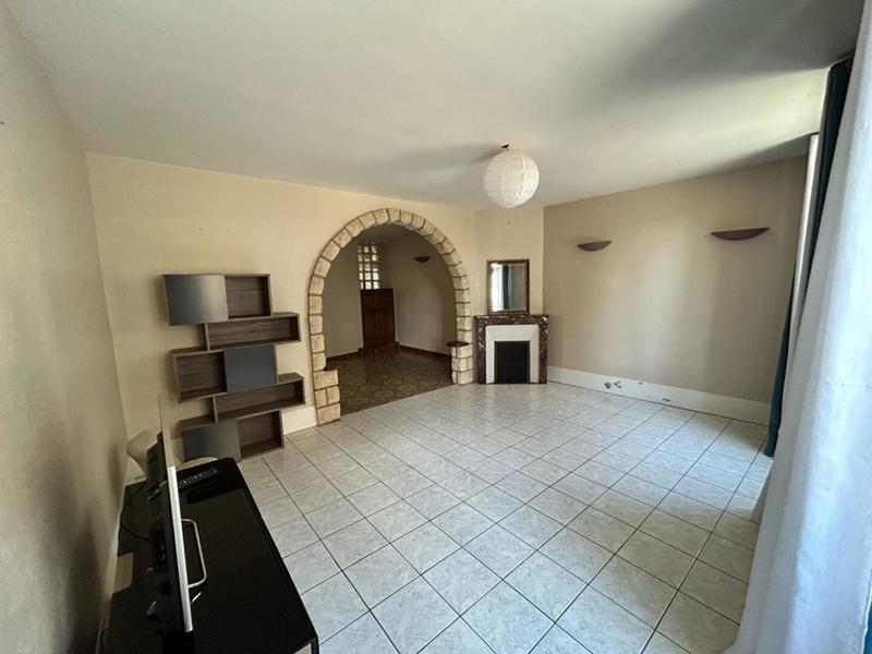 Maison - 143 m² - 8 pièces