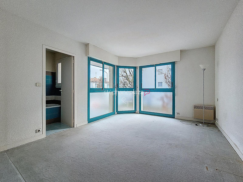 Appartement - 81 m² - 3 pièces