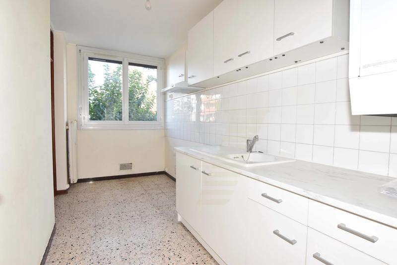 Appartement - 82 m² - 4 pièces