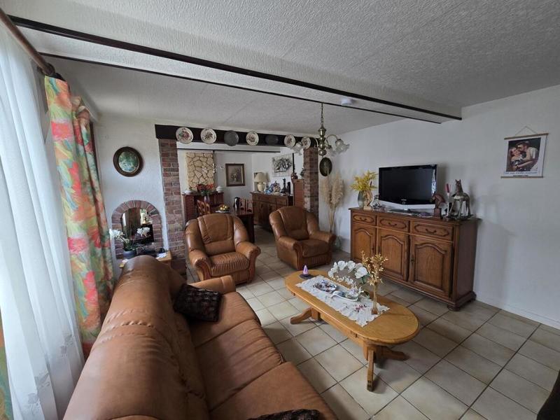 Maison - 166 m² - 7 pièces