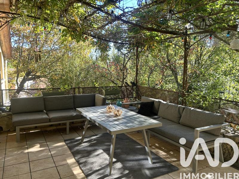 Maison - 160 m² - 6 pièces