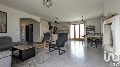 Maison - 99 m² - 6 pièces