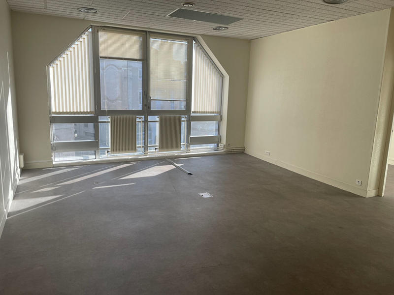 Bureau - 98 m²