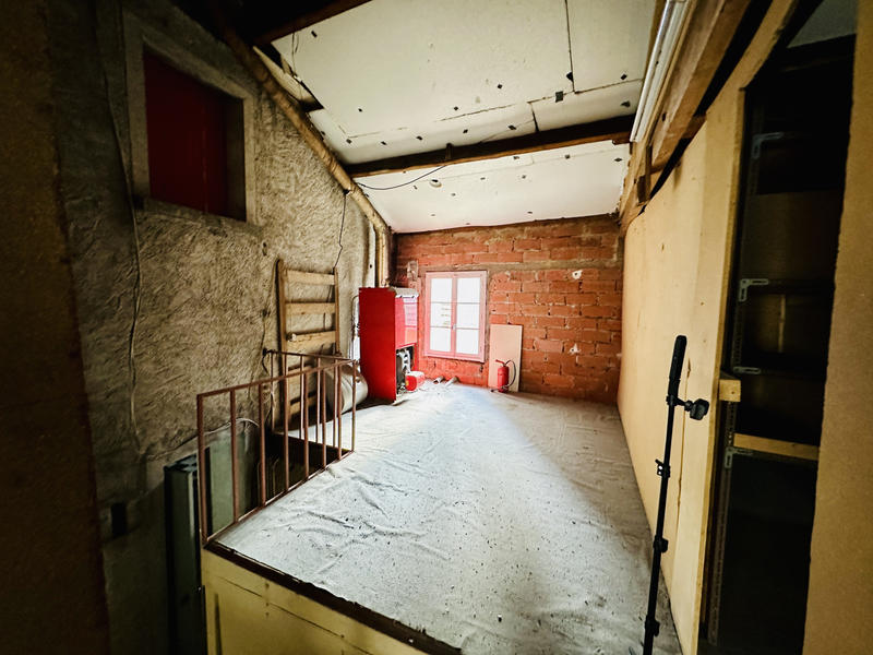 Maison - 160 m² - 9 pièces