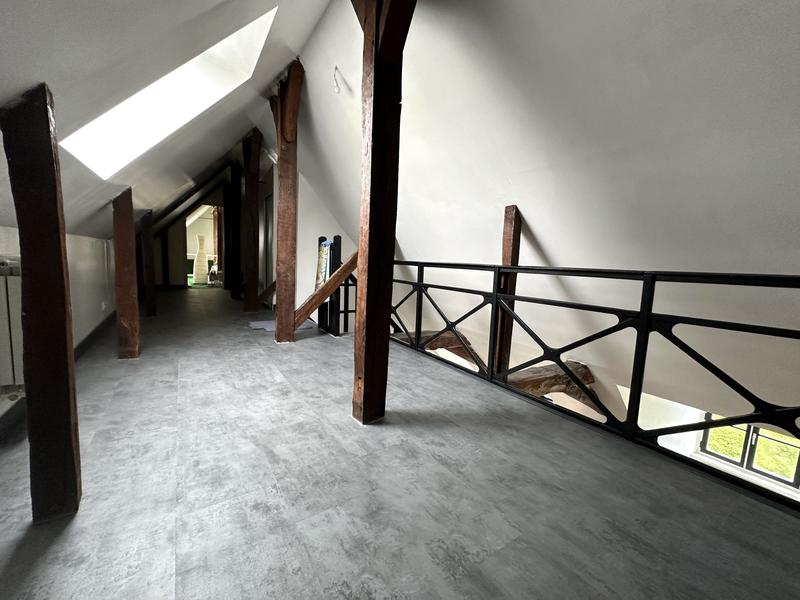 Appartement - 86 m² - 4 pièces