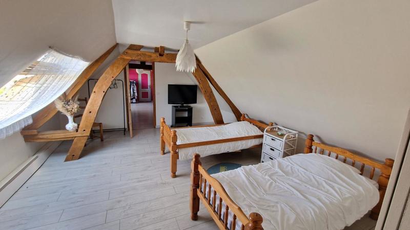 Maison - 170 m² - 7 pièces