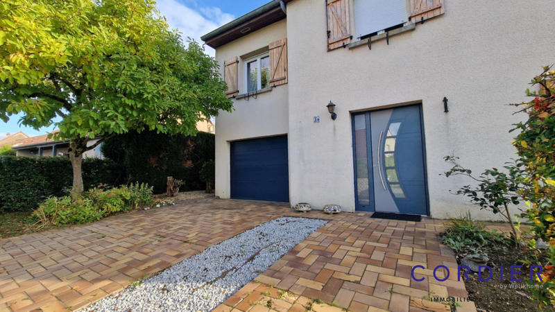 Maison - 115 m² - 6 pièces