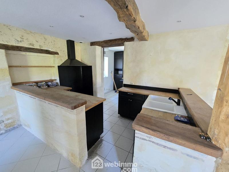 Maison - 331 m² - 10 pièces