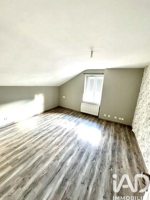 Appartement - 77 m² - 3 pièces