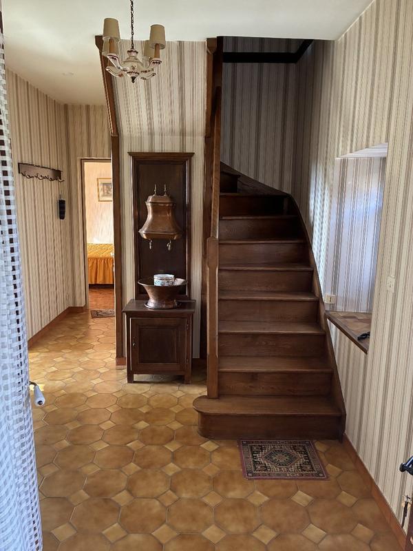 Maison de village - 150 m² - 2 pièces