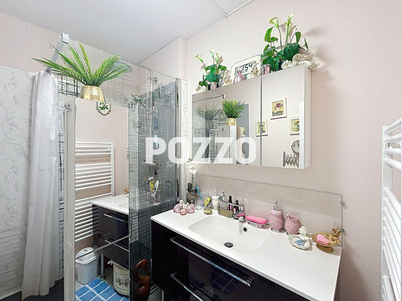 Appartement - 92 m² - 3 pièces