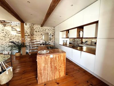 Maison - 139 m² - 5 pièces