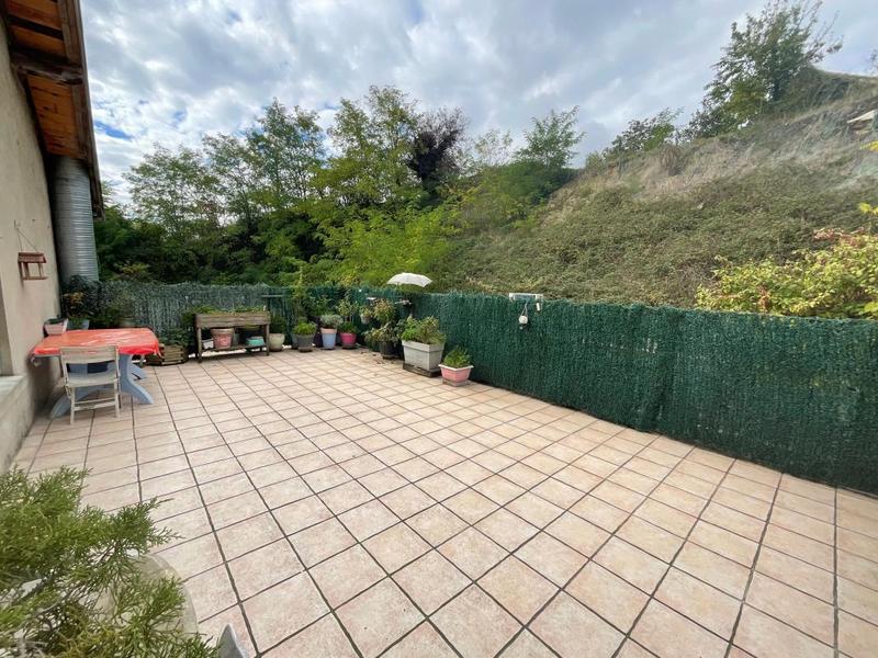 Appartement - 181 m² - 5 pièces