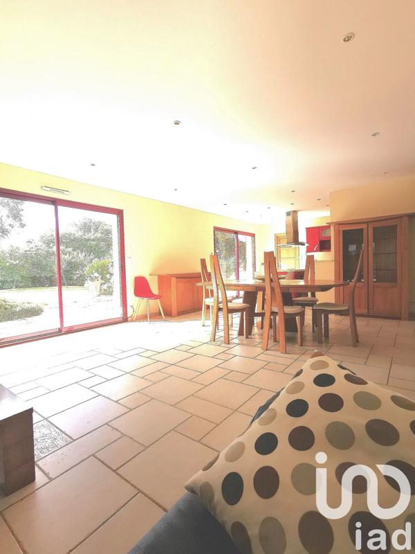 Maison - 147 m² - 6 pièces