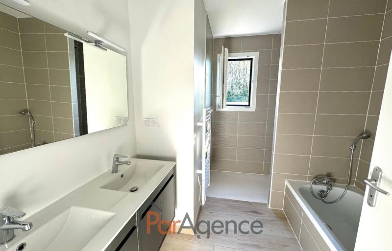 Maison - 136 m² - 5 pièces