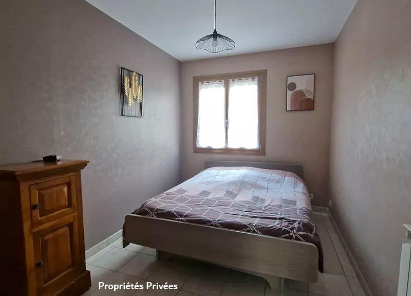Maison - 92 m² - 5 pièces