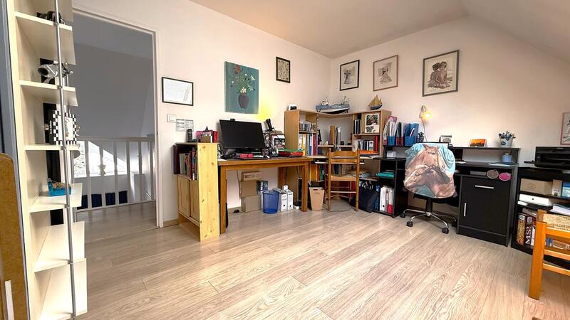 Maison - 200 m² - 7 pièces