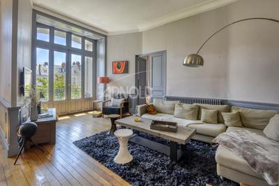 Appartement - 123 m² - 5 pièces