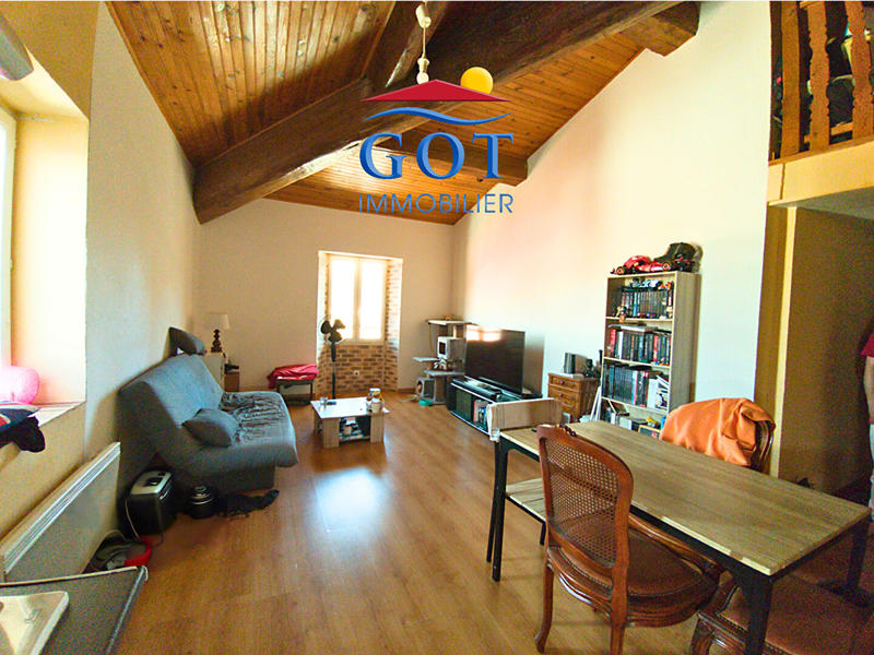 Immeuble - 2 pièces