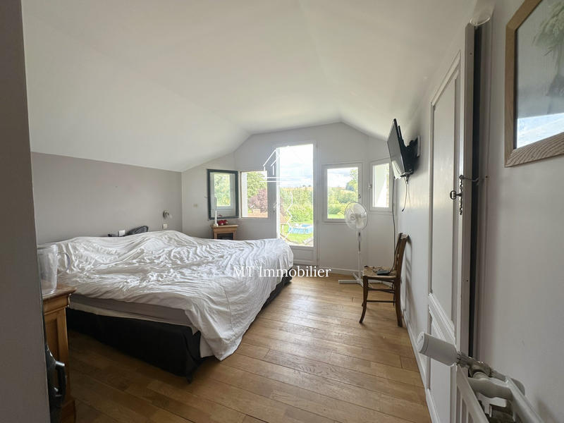 Maison - 205 m² - 4 pièces