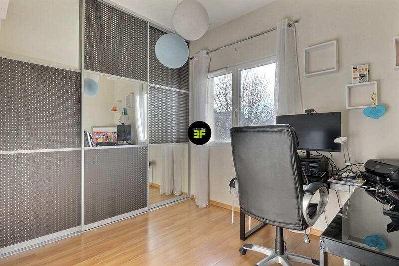 Maison - 186 m² - 6 pièces