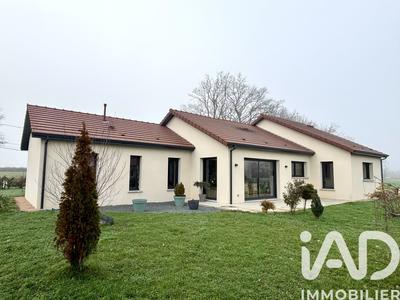 Maison - 139 m² - 5 pièces