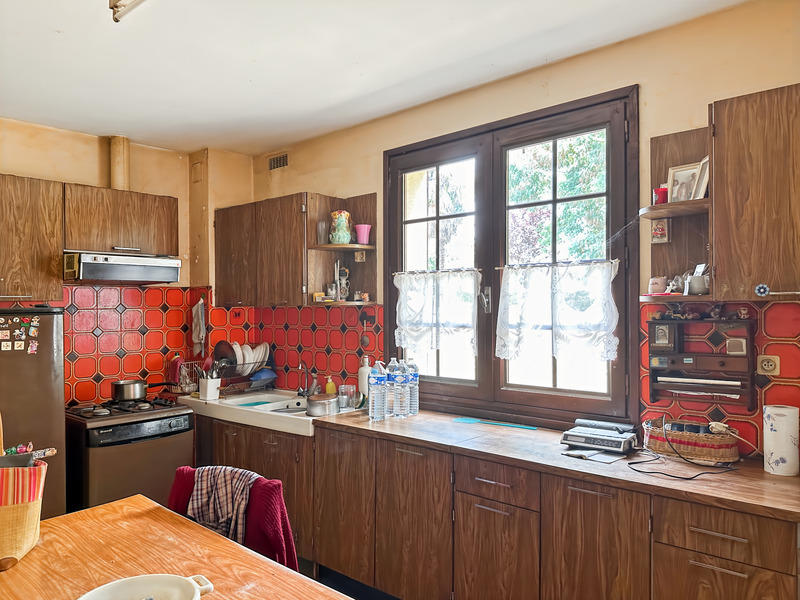 Propriété - 252 m² - 8 pièces