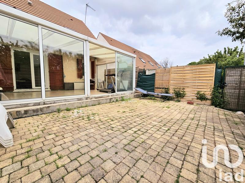 Maison - 104 m² - 5 pièces