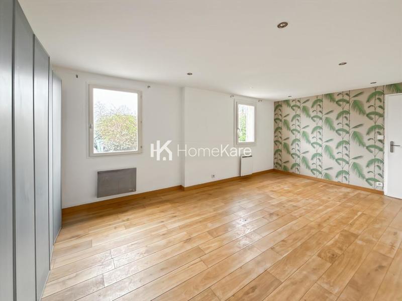 Maison - 160 m² - 5 pièces