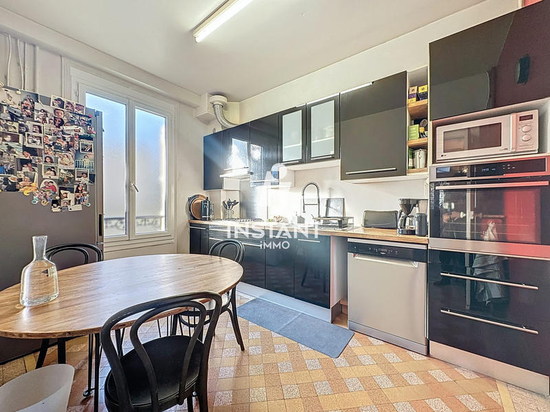 Maison - 190 m² - 8 pièces