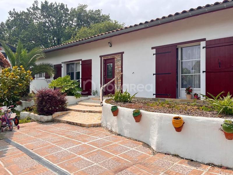 Maison - 104 m² - 5 pièces