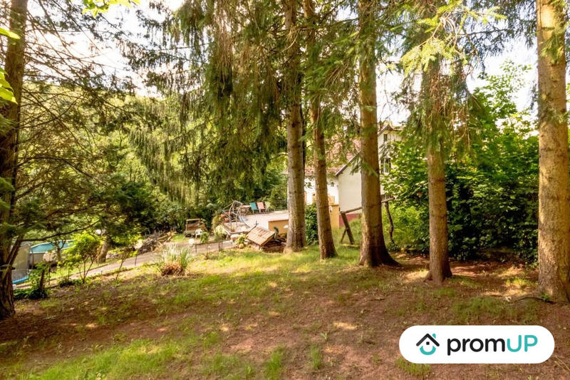 Maison - 200 m² - 7 pièces