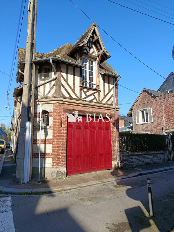 Parking / Garage - 23 m²