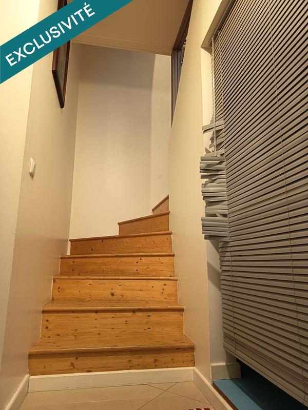 Maison - 169 m² - 11 pièces