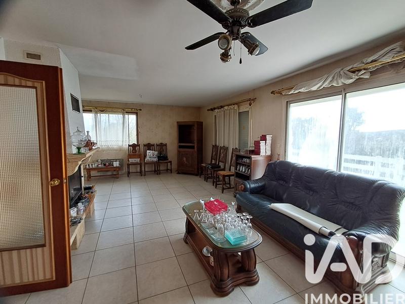 Maison - 198 m² - 5 pièces