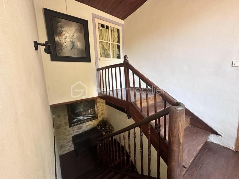 Propriété - 398 m² - 13 pièces