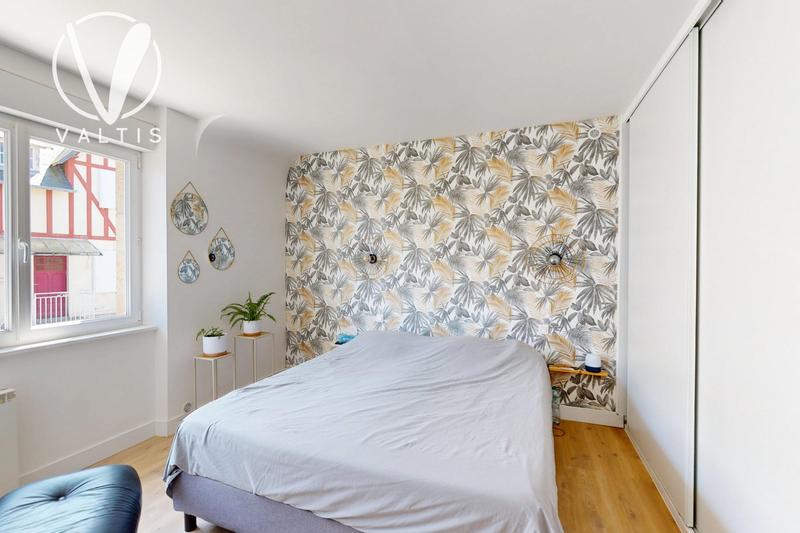 Maison - 137 m² - 6 pièces