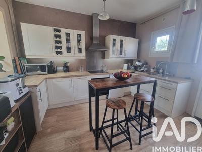 Maison - 104 m² - 5 pièces