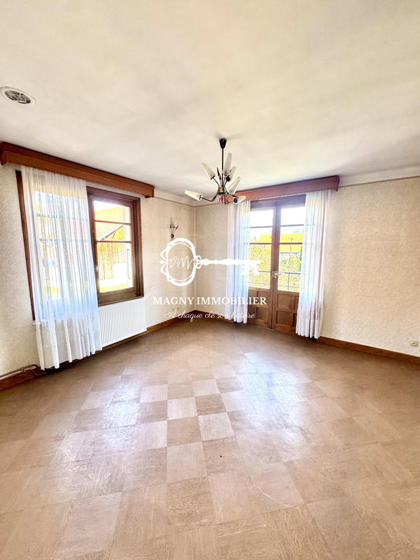 Maison - 140 m² - 7 pièces