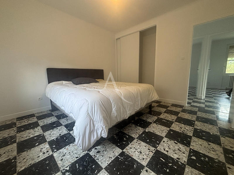 Maison - 156 m² - 8 pièces