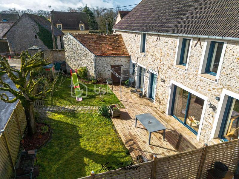 Corps de ferme - 181 m² - 8 pièces