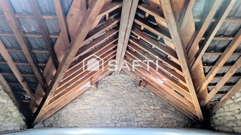 Maison - 208 m² - 7 pièces