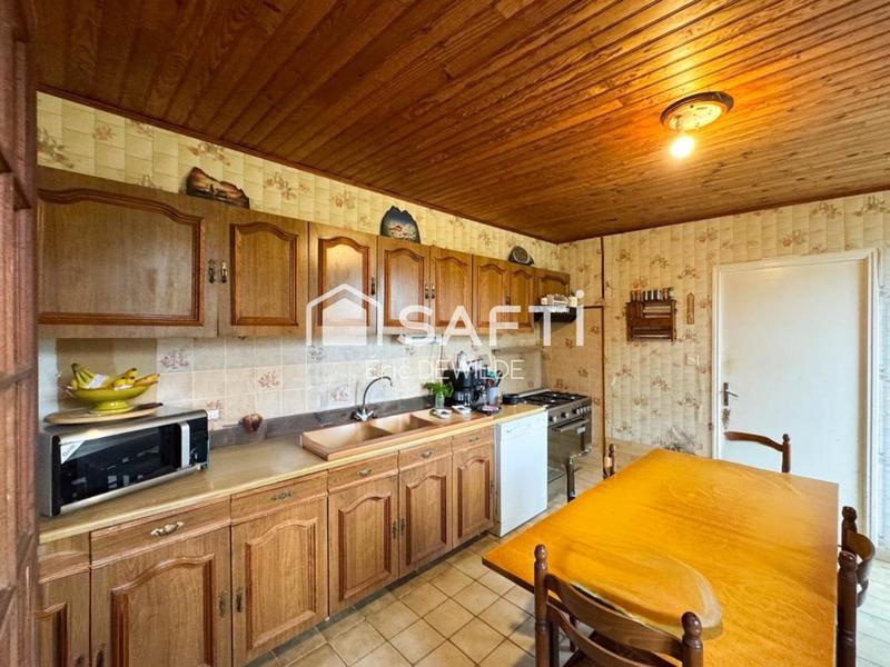 Maison - 144 m² - 7 pièces