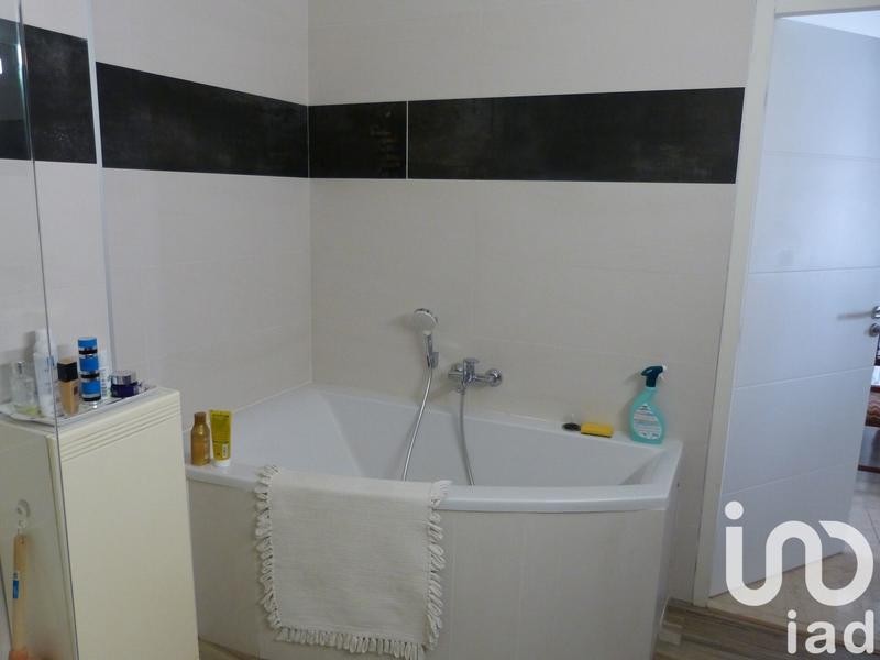 Appartement - 82 m² - 3 pièces