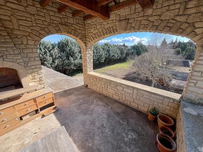 Mas - 261 m² - 6 pièces