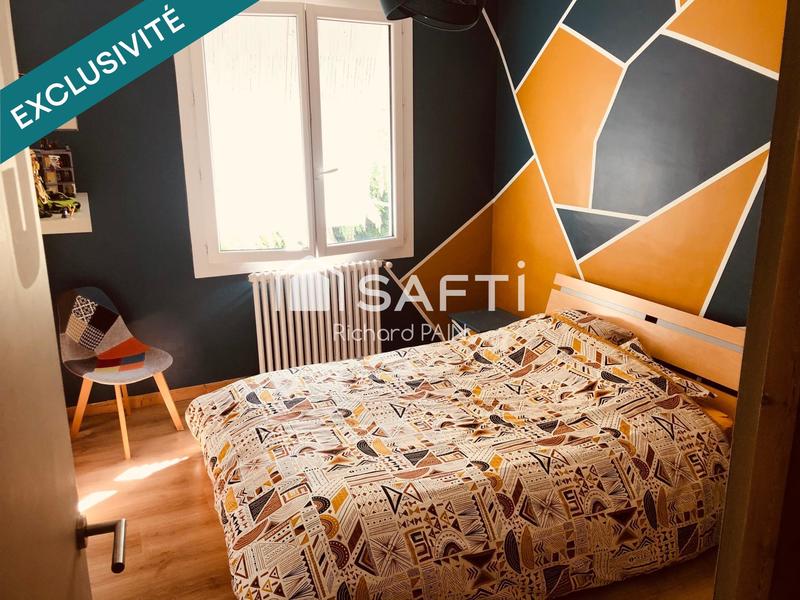 Maison - 240 m² - 8 pièces