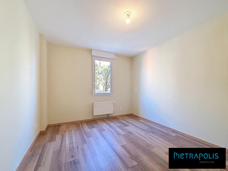 Appartement - 61 m² - 2 pièces