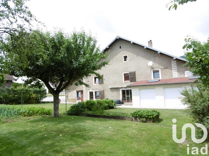 Maison - 310 m² - 10 pièces