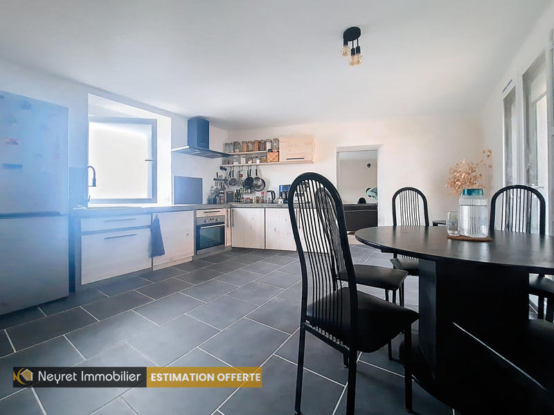 Maison de village - 151 m² - 7 pièces